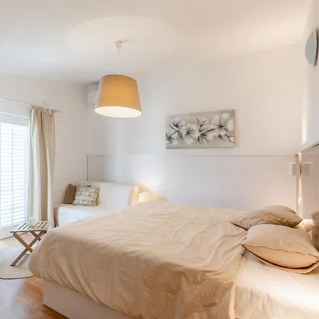 Siranovic Apartman *